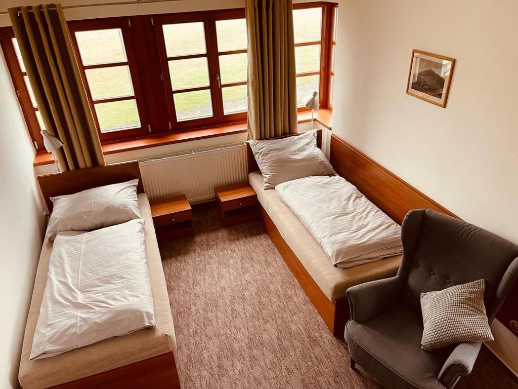 Hotel Oddech Пец под Снежко Екстериор снимка